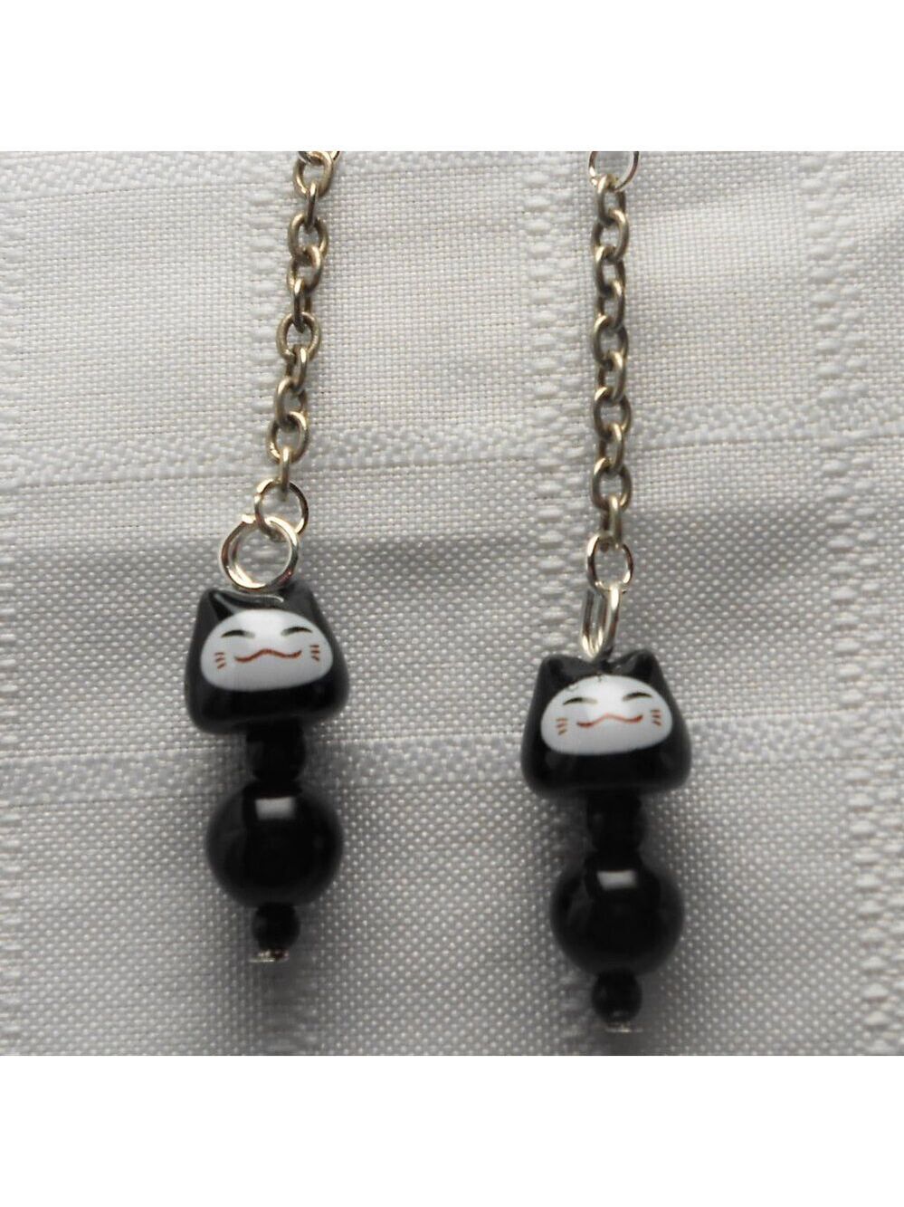 No. 425 - Handmade earringswith cat charms